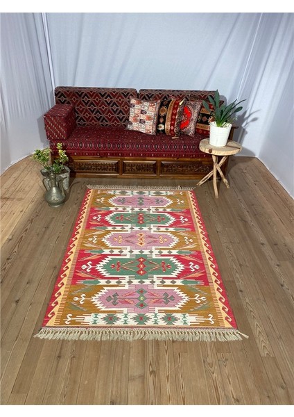 El Dokuma Anadolu Ipek Kilim 111 x 165