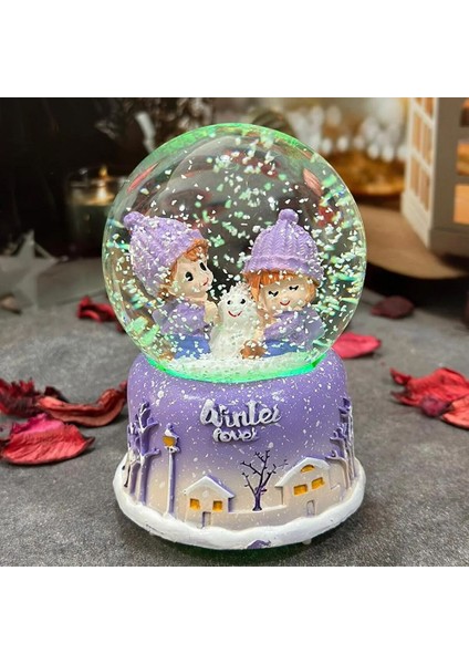 Winter Love Temalı Orta Boy Işıklı Müzikli Kar Küresi