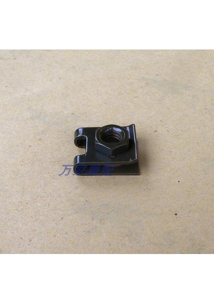 M6 cm mm Büyük Düz Kafa Yuvarlak Kafa Çapraz Erik Büyük Kafa Çizilmeye Dayanıklı Vida Vida Klipsi Klip Somun Somunu (Yurt Dışından) indirimleri