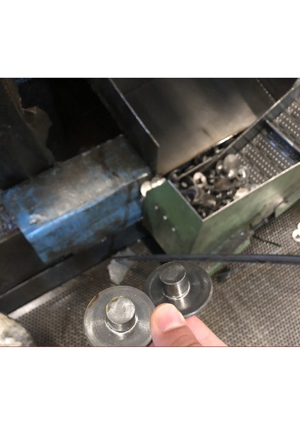 Özelleştirilmiş Standart Dışı Vidalar ve Somunlar, Çeşitli Boyutlarda Cıvatalar, Terminaller, Bakır Ekler, Donanım Aksesuarları Işleme (Yurt Dışından) fırsatları