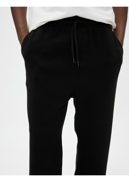 Oversize Eşofman Altı Beli Bağcıklı Bol Paça Cep Detaylı indirimleri