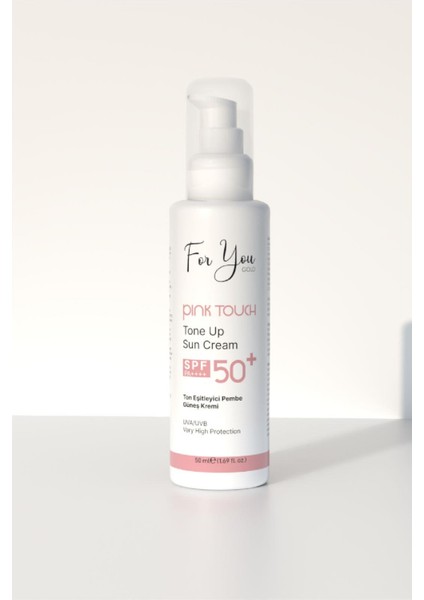 For You Gold Spf 50+ Pink Touch Ton Eşitleyici, Aydınlatıcı Pembe Yüz Güneş Kremi Pa++++ 50 ml