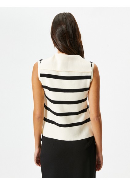 Kapüşonlu Süveter Yırtmaç Detaylı Regular Fit fırsatları