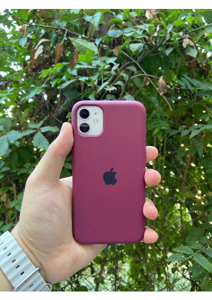 Meri Case Apple iPhone 11 Uyumlu Logolu Içi Kadife Lansman Kılıf Arka Kapak