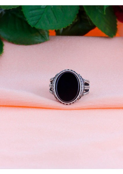 Oniks Taşlı 925 Ayar Erkek Gümüş Yüzük modelleri