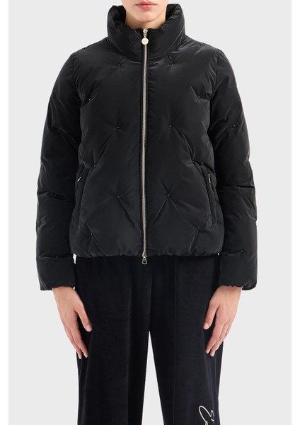 Taş Detaylı Gizli Kapüşonlu Dik Yaka Regular Fit Mont Kadın Mont 6RTB34 Tndmz 1200