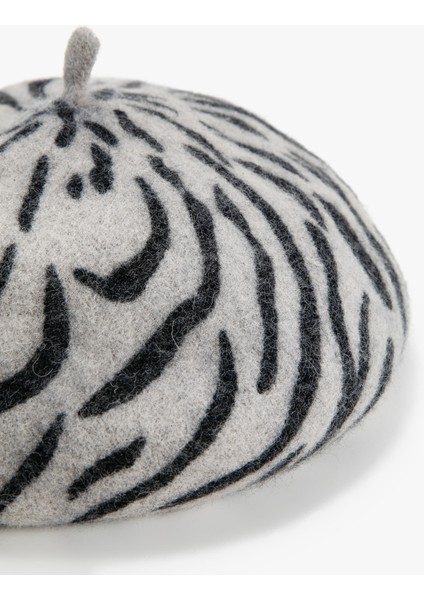 Ressam Şapka Yumuşak Dokulu Zebra Desenli modelleri