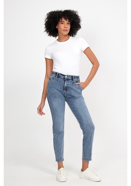 Kadın Norah Med Blue Yıpratma Detaylı Beli Lastikli Jean Pantolon fırsatları