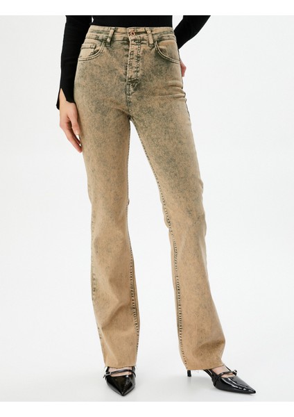 Eskitilmiş Hafif Ispanyol Paça Kot Pantolon Dar Kesim Standart Bel Pamuklu Cepli - Victoria Slim Jeans
