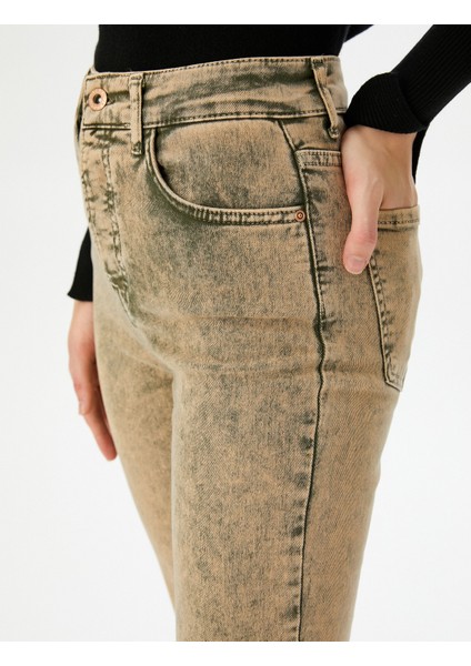 Eskitilmiş Hafif Ispanyol Paça Kot Pantolon Dar Kesim Standart Bel Pamuklu Cepli - Victoria Slim Jeans
