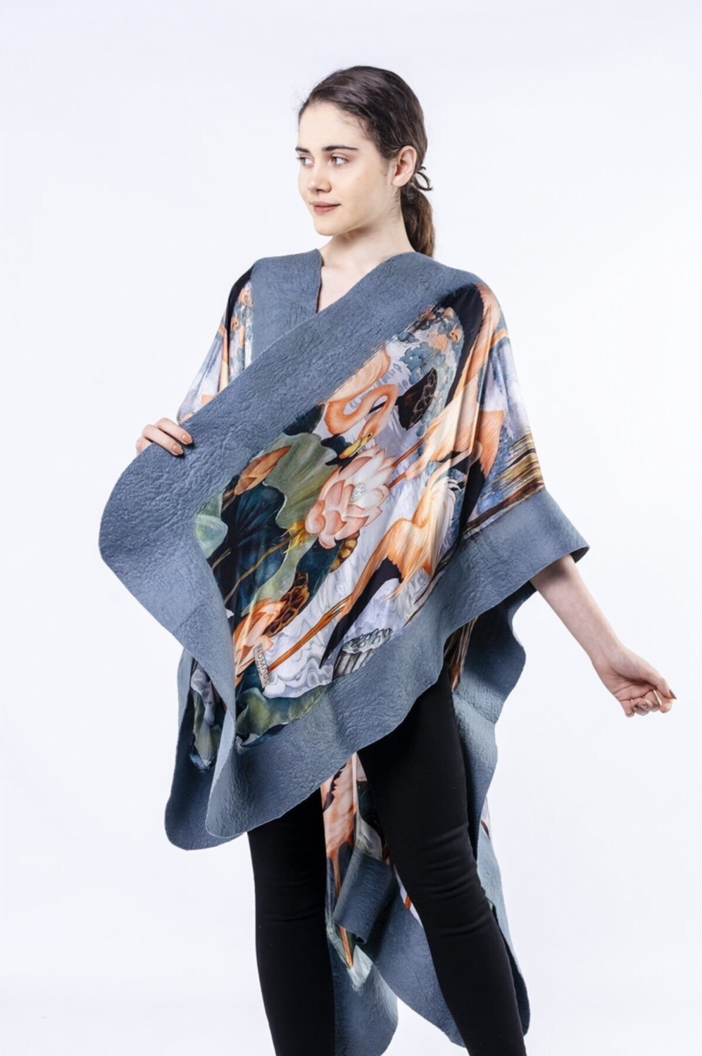 Nomads Felt Ipek Keçe Panço | Flamingo Desen Gri | Nomads Felt görsel 3
