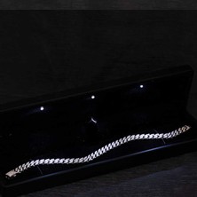 Stil Love Gümüş Işıklı Kutulu Taşlı Gurmet Kadın Bileklik