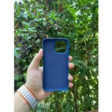 Meri Case Apple iPhone 15 Pro Uyumlu Logolu Içi Kadife Lansman Kılıf Arka Kapak