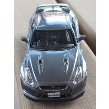 Kinsmart Çek Bırak Araba 2009 Nissan Gt-R R35-1:36