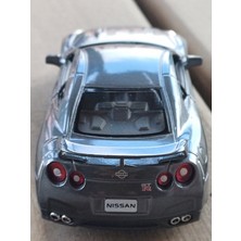 Kinsmart Çek Bırak Araba 2009 Nissan Gt-R R35-1:36