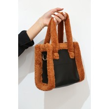 That Bag Tüylü Kadın Omuz Çantası