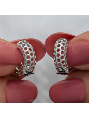 Stil Love Gümüş Petek Desenli Halka Kadın Küpe