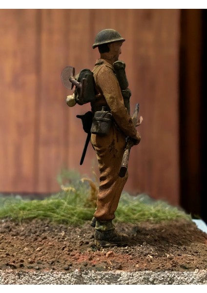 1001 Fırça Tamiya British Infantry On Patrol-1 1/35 Ölçekli Maket