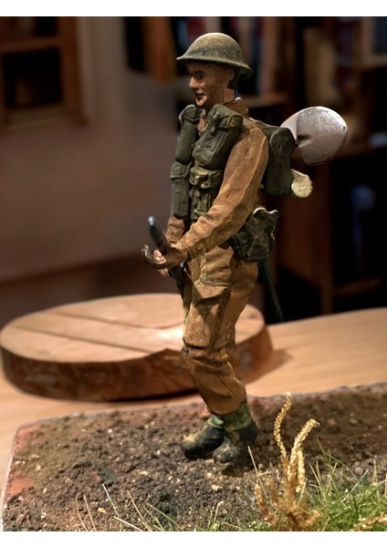 1001 Fırça Tamiya British Infantry On Patrol-1 1/35 Ölçekli Maket