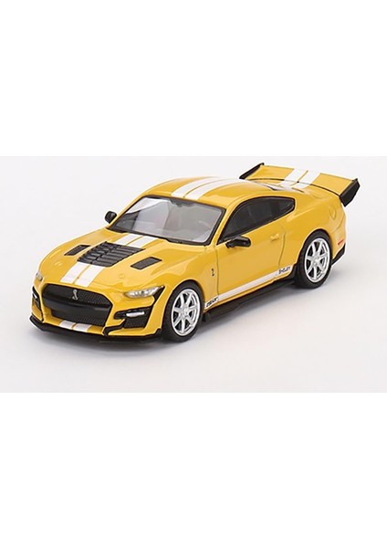 Shelby GT500 Dragon Snake Concept Sarı, Beyaz Çizgili, Dünya Çapında 3240 Adetle Sınırlı Üretim 1/64 Pres Döküm Model Araba, True Scale Minyatürler MGT00535 (Yurt Dışından) fiyatları