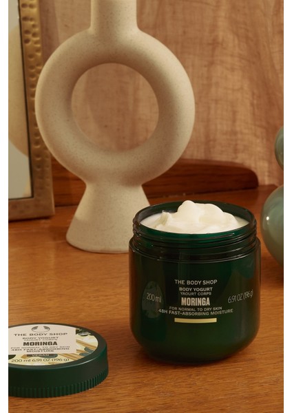 The Body Shop Moringa Body Yogurt 15 Saniyede Emilen Vücut Nemlendiricisi 200 ML