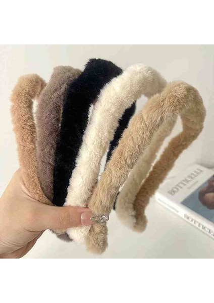 Gözlük Efekti Veren Peluş Taç modelleri