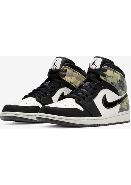 Air Jordan 1 Mid Camo