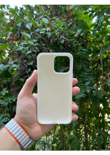 Meri Case Apple iPhone 15 Pro Uyumlu Logolu Içi Kadife Lansman Kılıf Arka Kapak