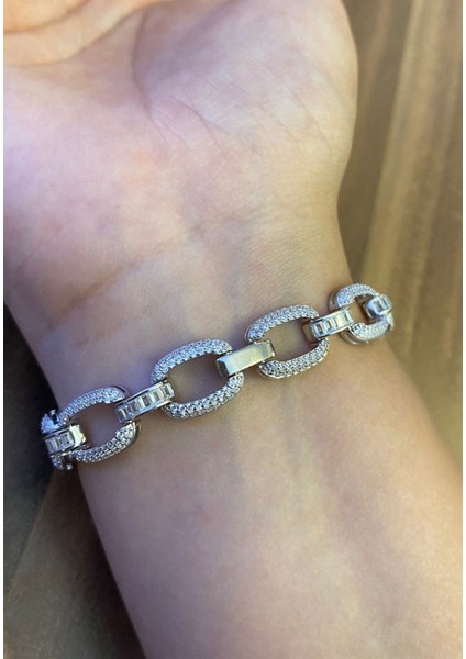 Kadın Taşlı Şık Gümüş Bileklik modelleri