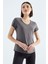 Gri Basic Kısa Kol Standart Kalıp V Yaka Kadın T-Shirt - 97145 1
