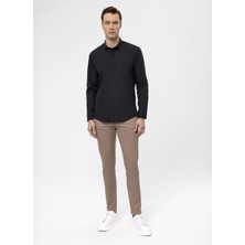 Süvari Slim Fit Klasik Yaka Düz Siyah Erkek Gömlek GM1007100548