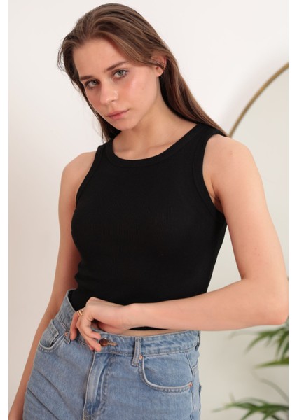 Kaşkorse Kumaş Bisiklet Yaka Kadın Crop-Siyah