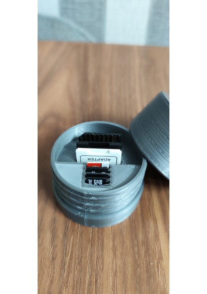 Çevirmeli Kapaklı Sd Kart Muhafaza Kutusu 5 cm
