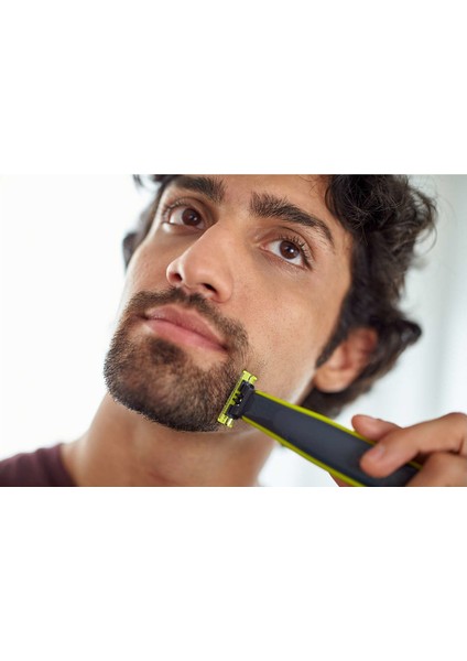 Oneblade QP2520/30 Hibrit Düzeltici ve Tıraş Makinesi Yedek Bıçaklı Avantajlı Paket fırsatları