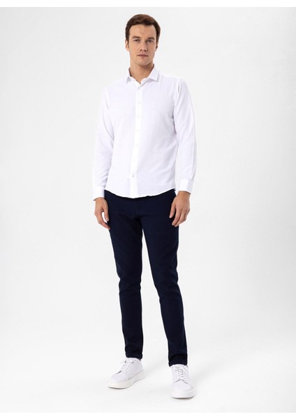 Slim Fit Klasik Yaka Armürlü Beyaz Erkek Gömlek GM2024700410 indirimleri