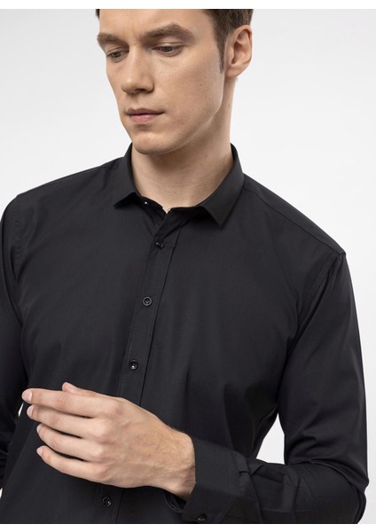 Slim Fit Klasik Yaka Düz Siyah Erkek Gömlek GM1007100570 indirimleri