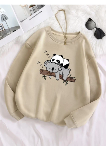 Kadın Bej Panda Baskılı Oversize Bisiklet Yaka Sweatshirt