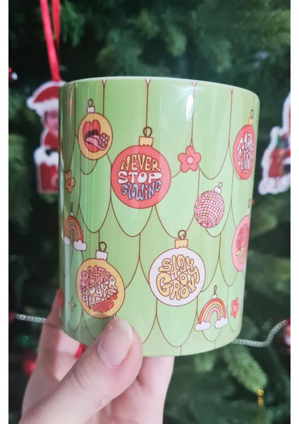 Yılbaşı Ağacı ve Motto Süsler Tasarım Yılbaşı Hediyesi Kupa Bardak modelleri