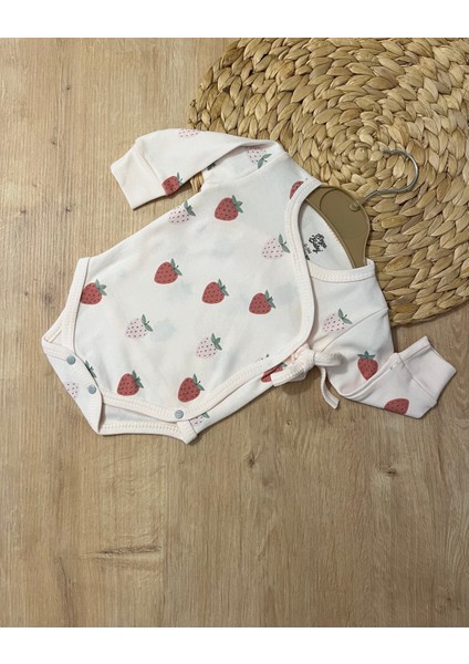 Baby Kız Bebek Çilek Desenli %100 Pamuk 2’li Zıbın Takımı