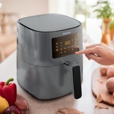 Philips HD9255/60 5000 Serisi Airfryer (Uzaktan Bağlantılı)