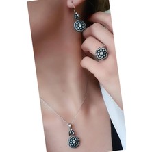 Elmas işçiliğinde zirkon taşlı gümüş lüks takı seti