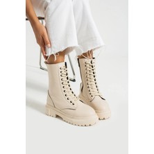 Beyaz (Soldey) Poli Hafif Taban Bağcıklı Fermuarlı Kadın Postal Bot Bej