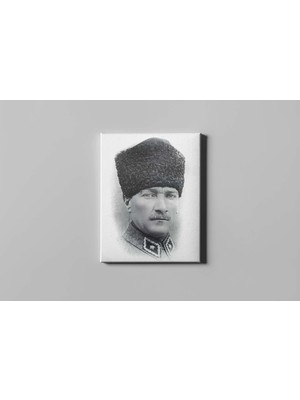 Fotolyo Atatürk Tablosu; Kalpaklı 1. Siyah - Beyaz