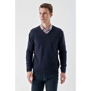 Erkek Lacivert Basic V Yaka Dynamic Fit Rahat Kesim Triko