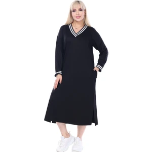 Butik Siyah Yakası Şeritli V Yaka Sweat Büyük Beden Elbise