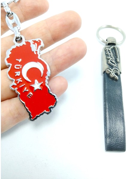 Atatürk Imzası Suni Deri Anahtarlık + Metal Türkiye Haritası Bayrak Anahtarlık Hediyelik Ikili Set