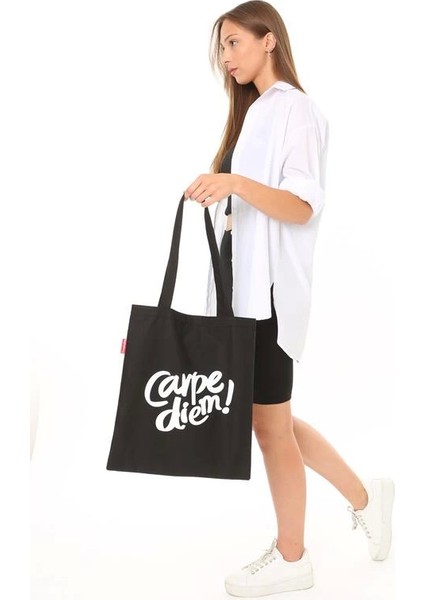 Siyah Bez Çanta Carpe Diem Baskılı