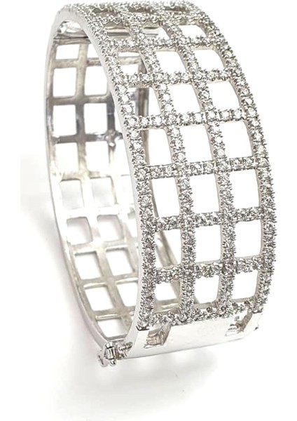 pırlanta ışıltısında zirkon taşlı 925 ayar gümüş lüks bileklik fırsatları