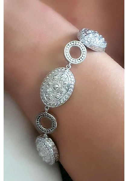 925 ayar gümüş tasarım lüks bileklik fiyatları