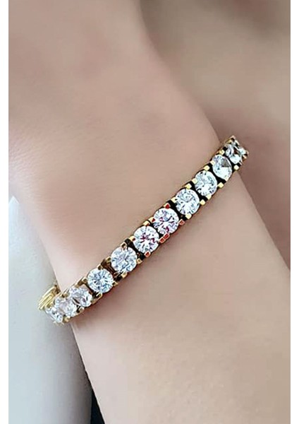 Pırlanta ışıltısında star zirkon taşlı gümüş üzerine altın kaplama lüks su yolu bileklik fiyatları